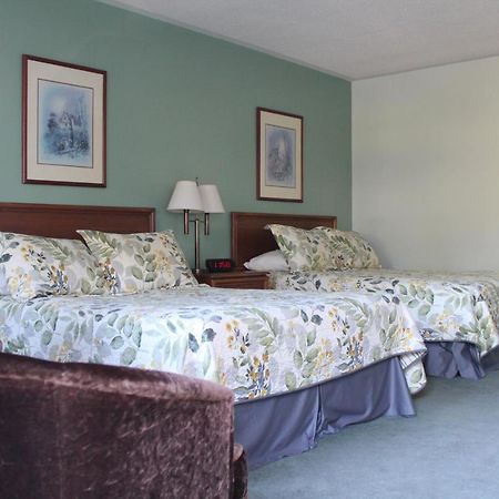 Voyageur Motel Yarmouth Kültér fotó